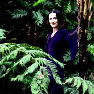 Reina Berger · Mantra Singing | Workshops | Concerts