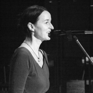 Reina Berger · Mantra Singing | Workshops | Concerts