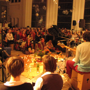 Reina Berger · Mantra Singing | Workshops | Concerts