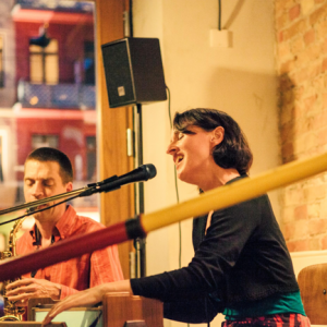 Reina Berger · Mantra Singing | Workshops | Concerts